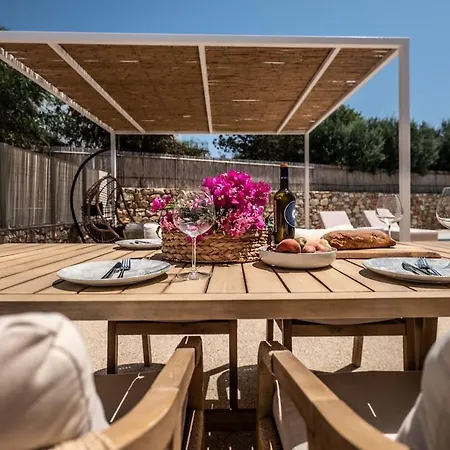 Elenitsa With Private Pool Vakantiehuis *